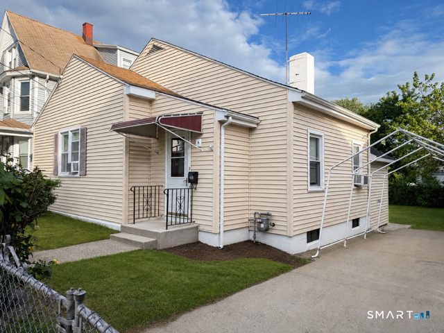 239 Hollister Street Stratford CT 06615