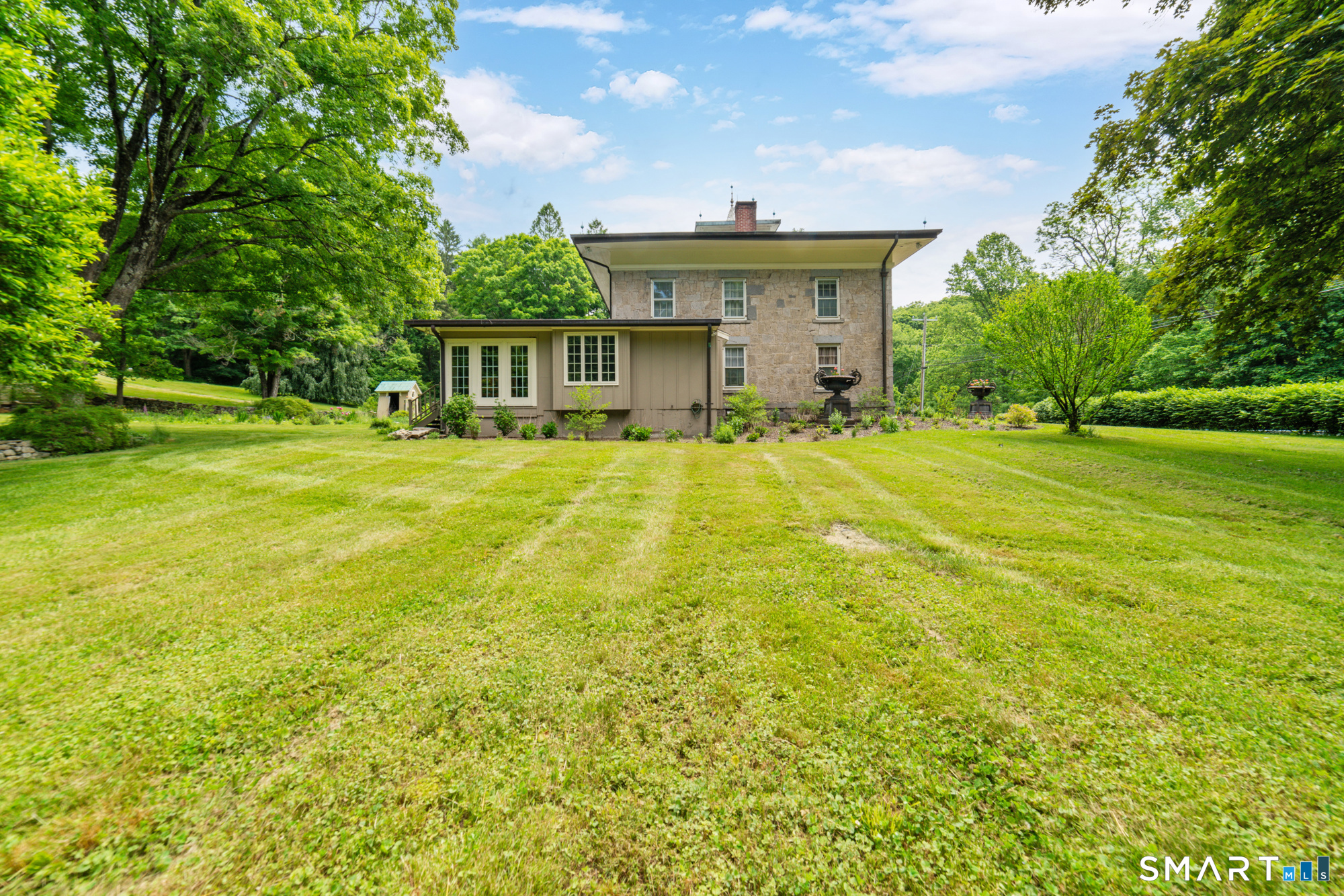 1917 Main North Street Woodbury CT 06798
