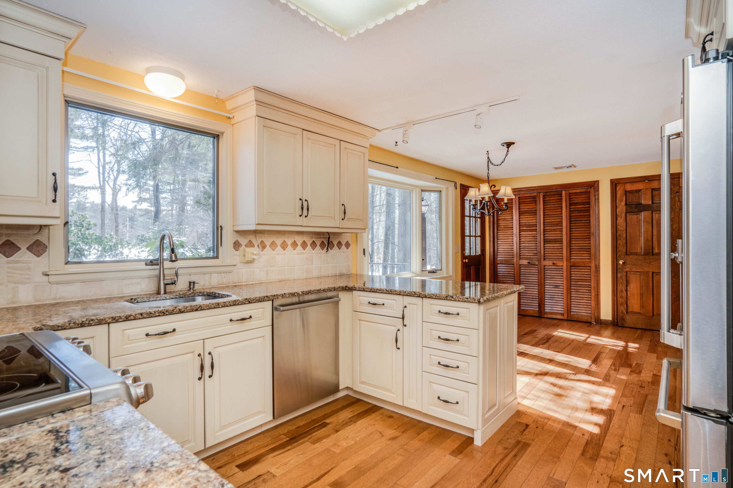 29 Long View Drive Simsbury CT 06070