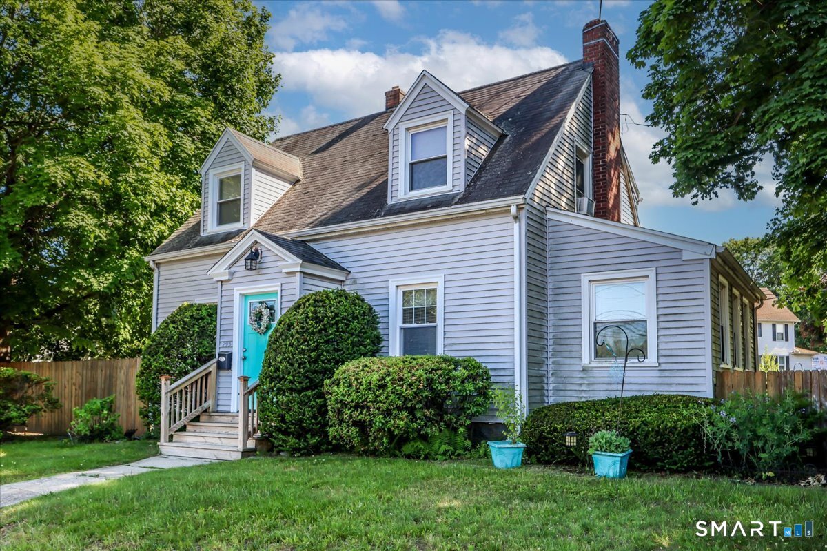 295 Nichols Avenue Stratford CT 06614