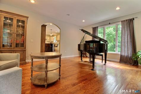 73 Pine Woods Road North Stonington CT 06359