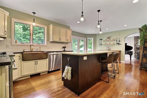73 Pine Woods Road North Stonington CT 06359