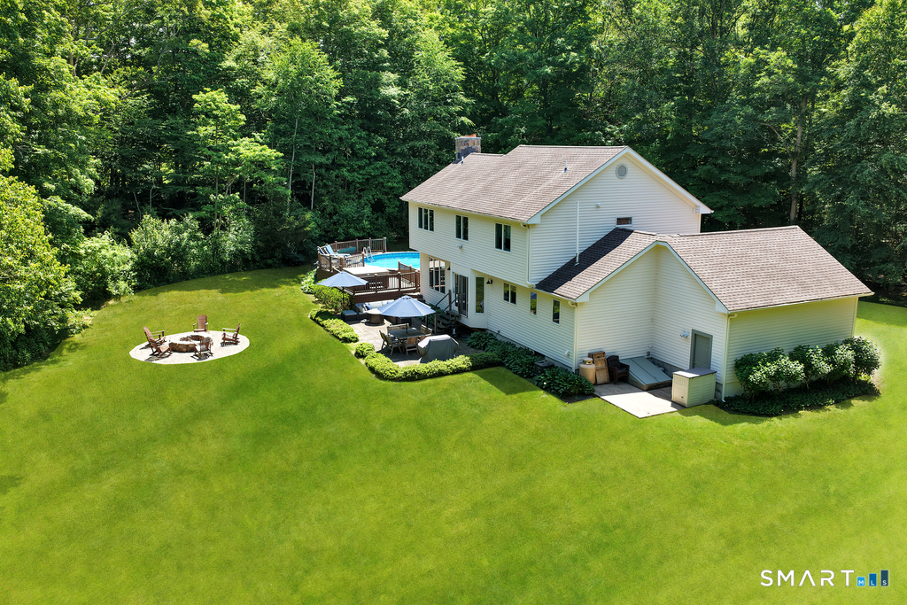 73 Pine Woods Road North Stonington CT 06359