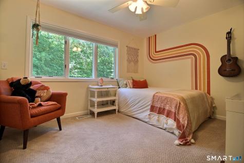 73 Pine Woods Road North Stonington CT 06359