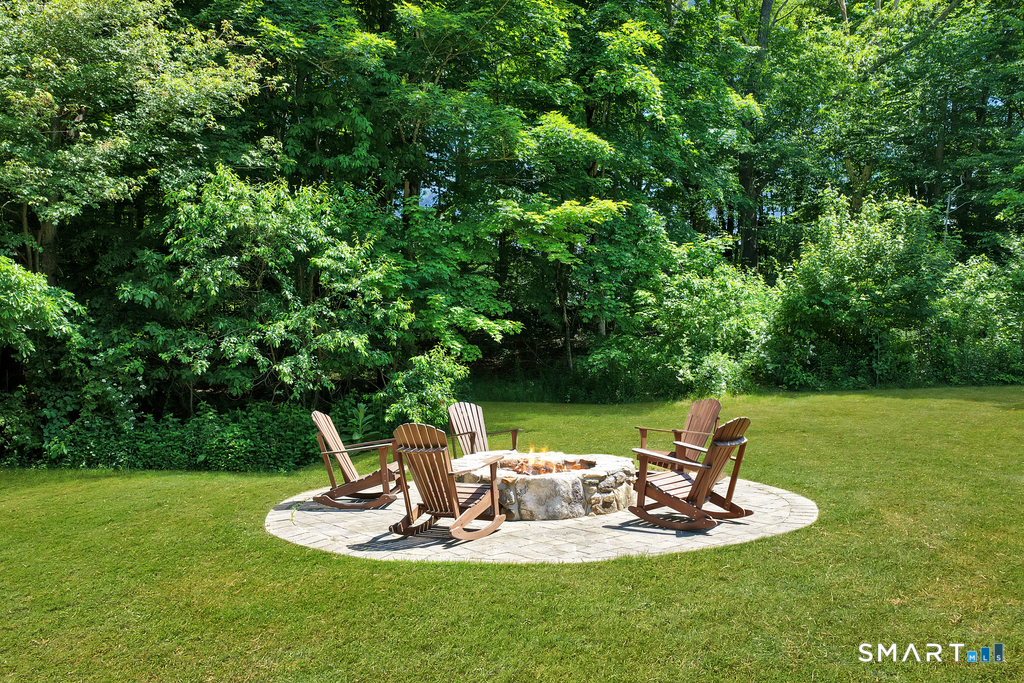 73 Pine Woods Road North Stonington CT 06359