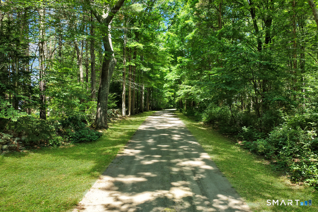 73 Pine Woods Road North Stonington CT 06359