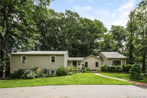 127 North Mountain Road Canton CT 06019