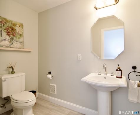 29 Skinner Road East Windsor CT 06016