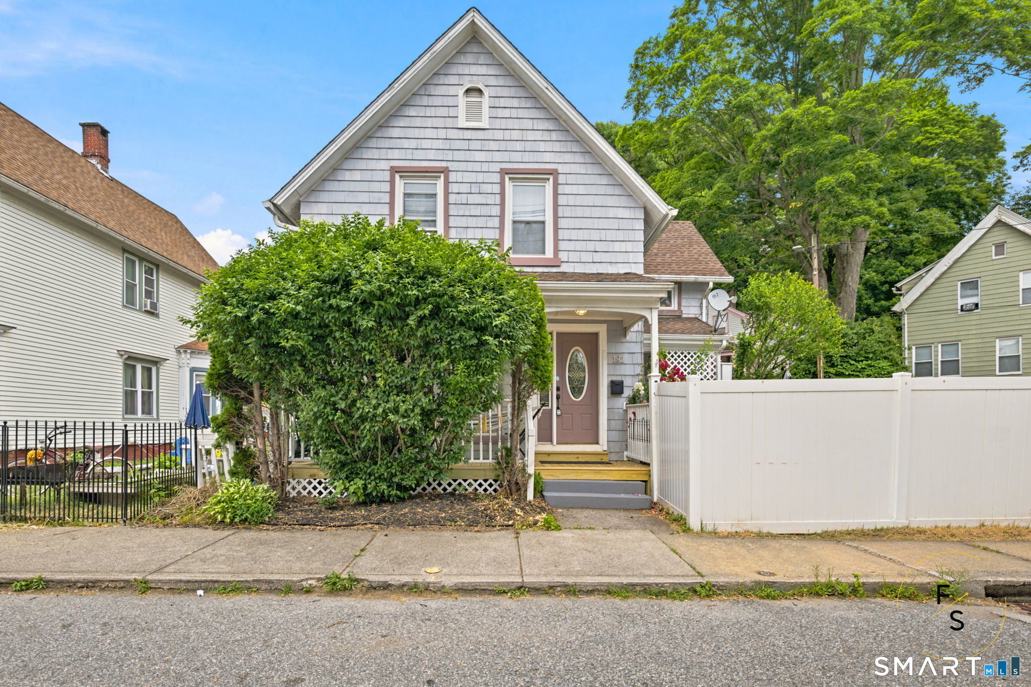 182 Broad Street Norwich CT 06360