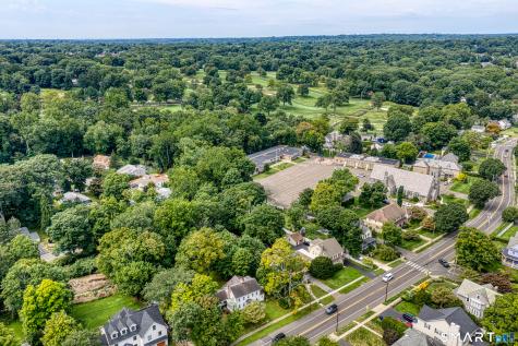 475 Stratfield Road Fairfield CT 06825