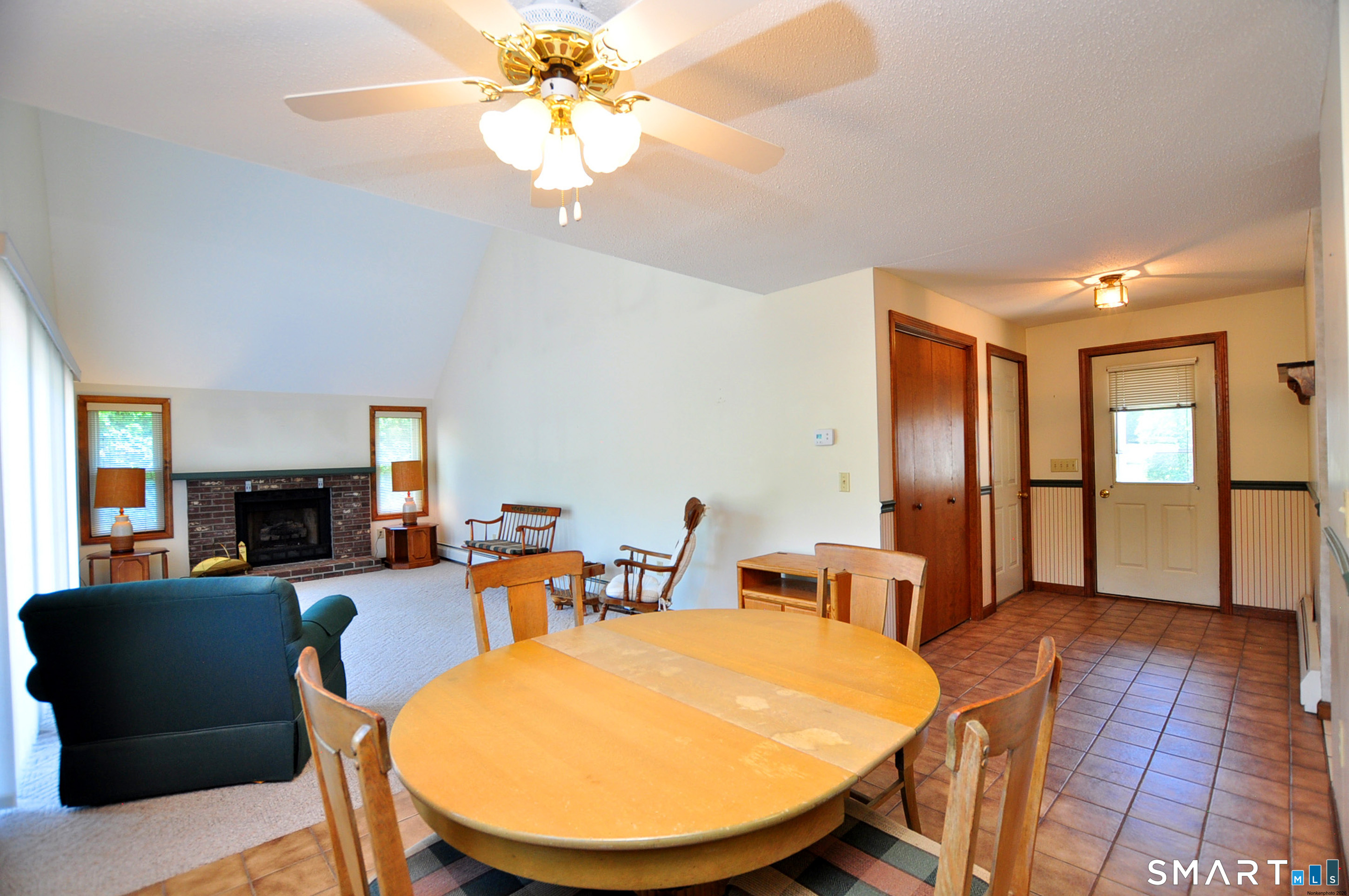 17 Carpenter Lane Windsor CT 06095