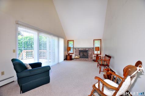 17 Carpenter Lane Windsor CT 06095