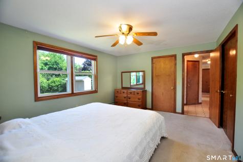 17 Carpenter Lane Windsor CT 06095