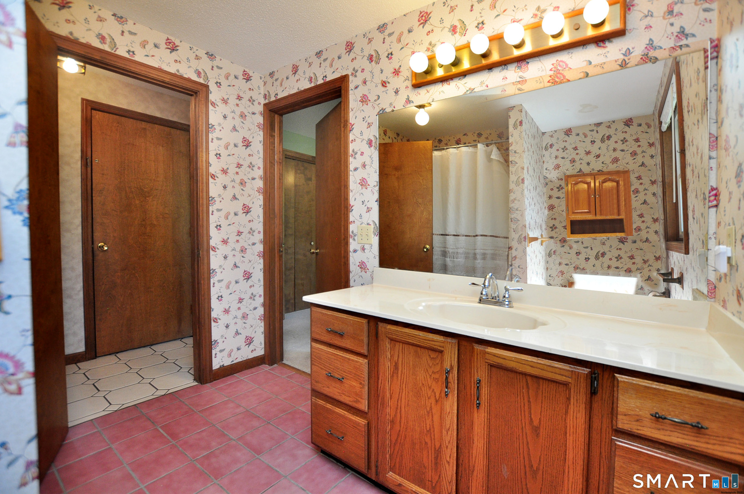 17 Carpenter Lane Windsor CT 06095