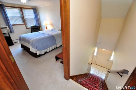 17 Carpenter Lane Windsor CT 06095