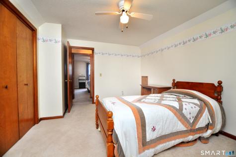 17 Carpenter Lane Windsor CT 06095