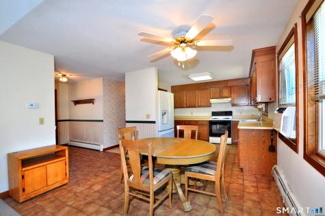 17 Carpenter Lane Windsor CT 06095