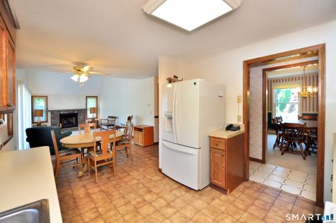 17 Carpenter Lane Windsor CT 06095