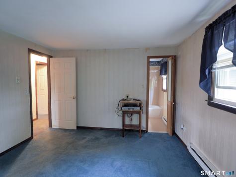 230 Westwoods Terrace Bristol CT 06010