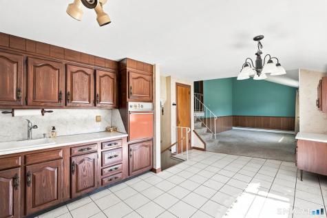 60 Chesslee Road East Hartford CT 06108