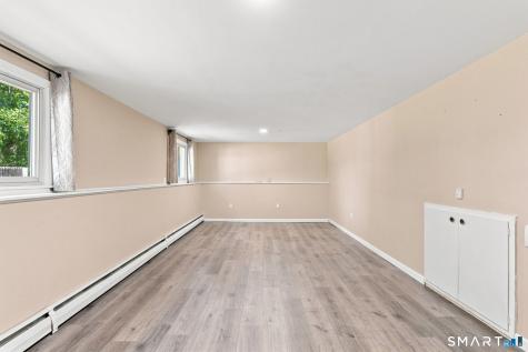 60 Chesslee Road East Hartford CT 06108