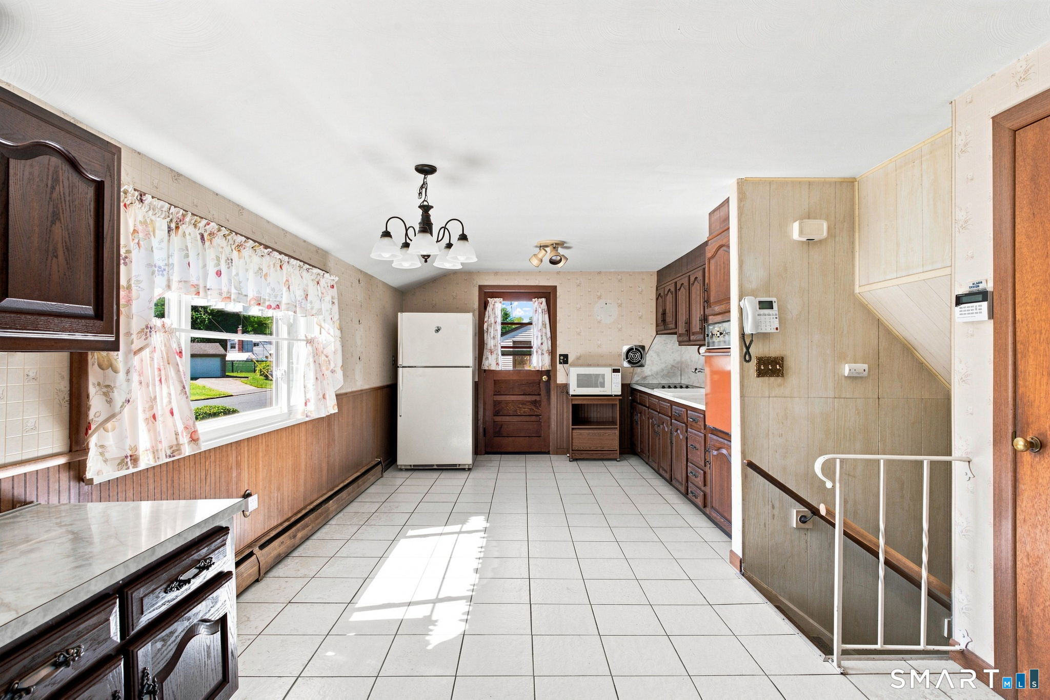 60 Chesslee Road East Hartford CT 06108