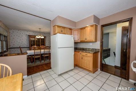 311 Twin Lakes Road North Branford CT 06471