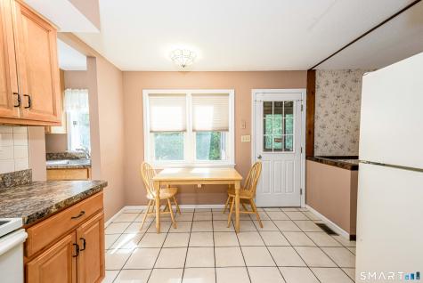 311 Twin Lakes Road North Branford CT 06471