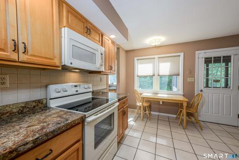 311 Twin Lakes Road North Branford CT 06471