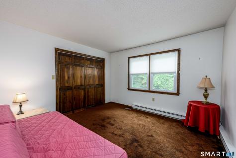 311 Twin Lakes Road North Branford CT 06471