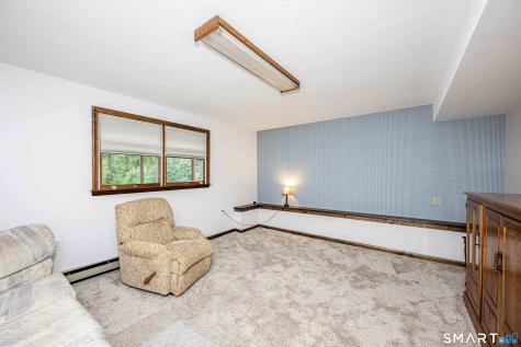 311 Twin Lakes Road North Branford CT 06471
