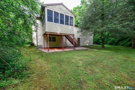 311 Twin Lakes Road North Branford CT 06471