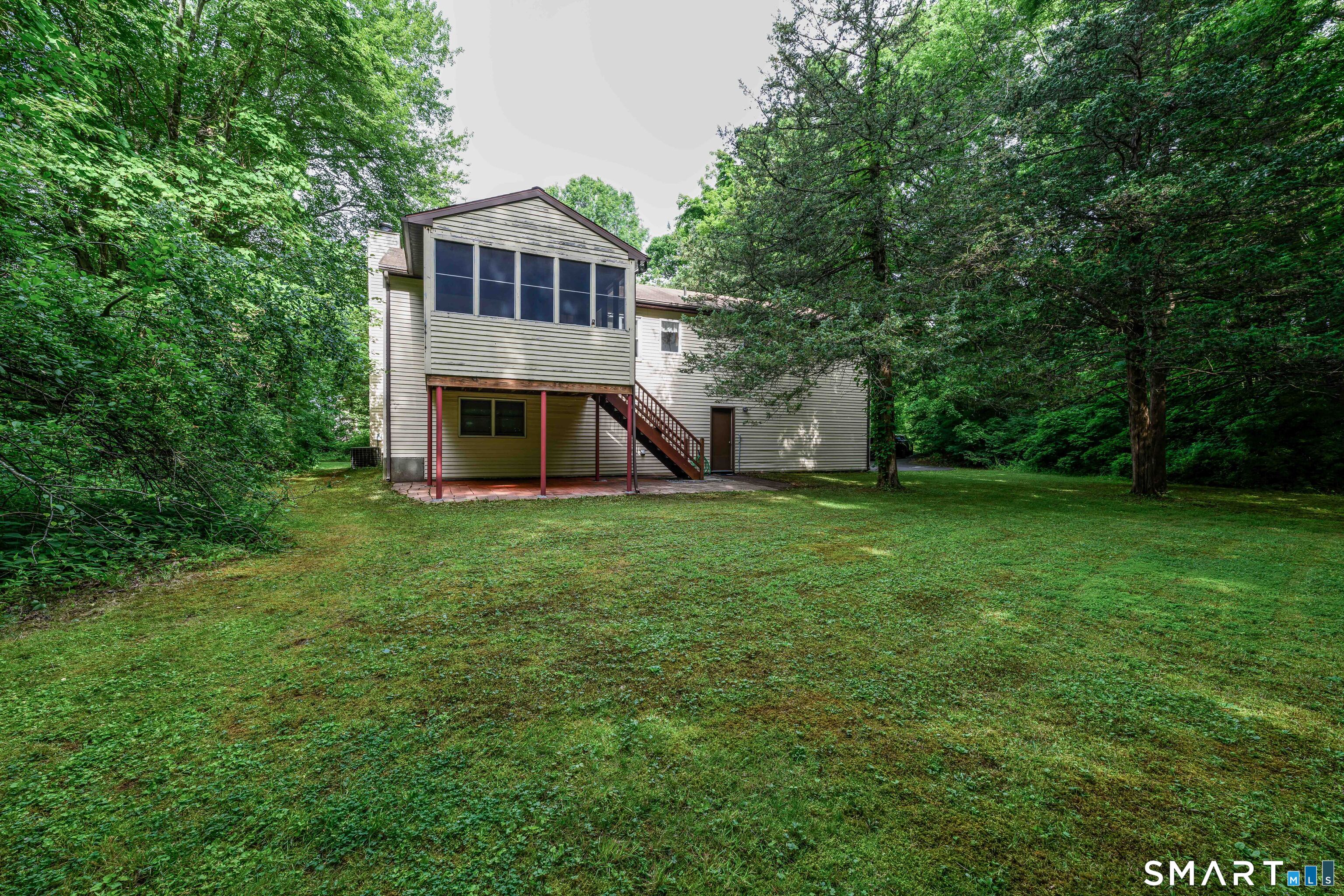 311 Twin Lakes Road North Branford CT 06471