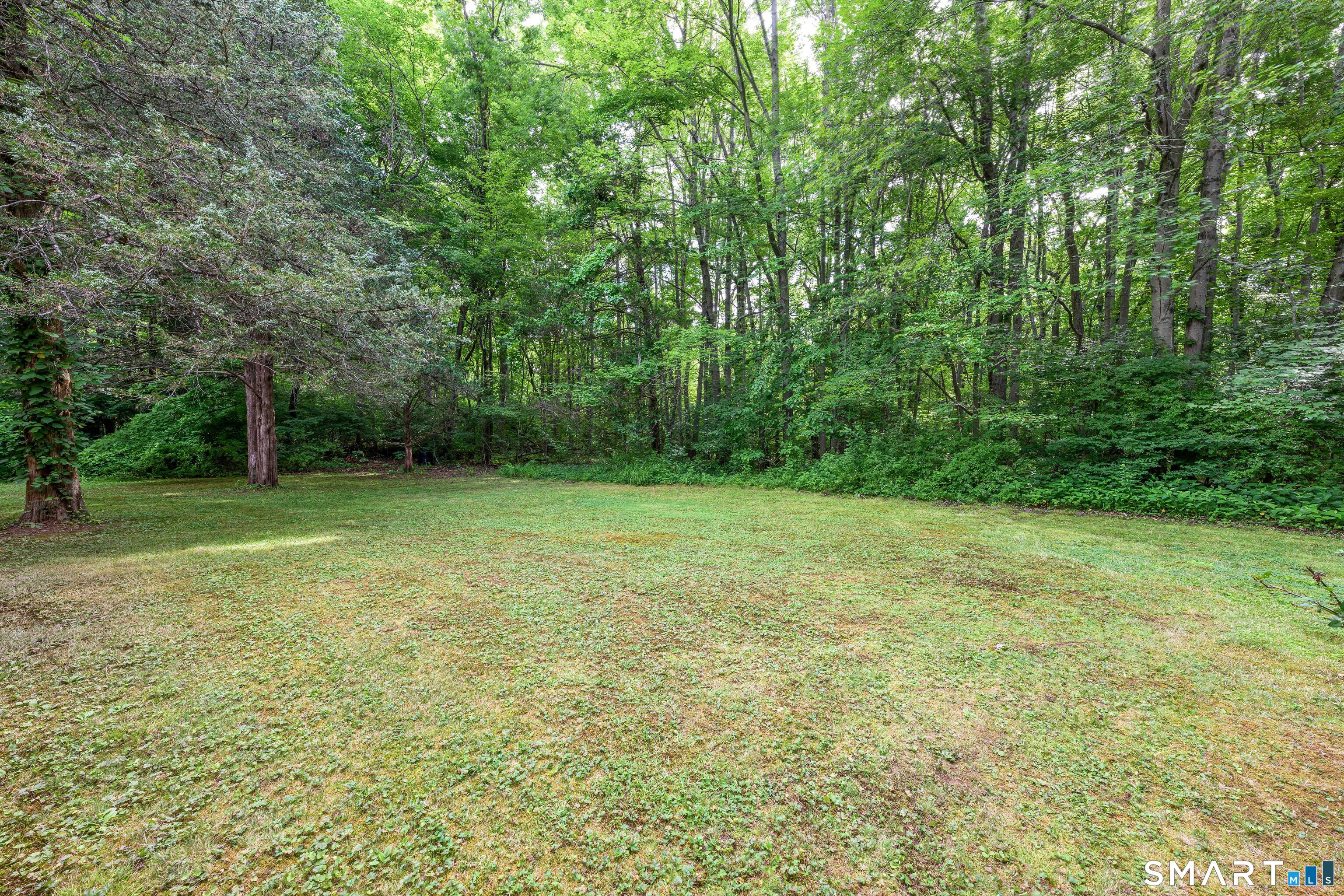 311 Twin Lakes Road North Branford CT 06471
