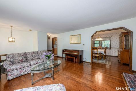 311 Twin Lakes Road North Branford CT 06471