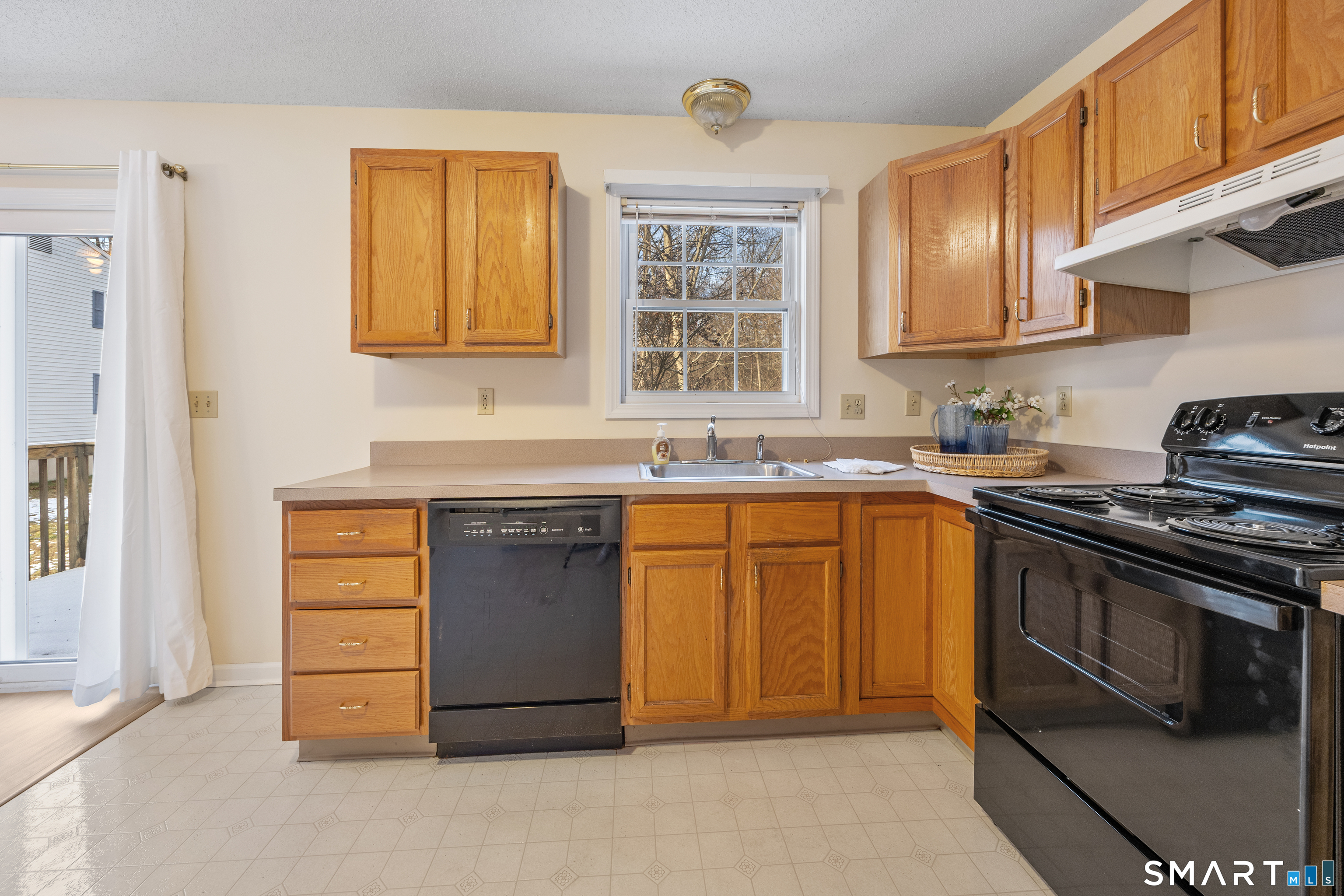 454 Maple Avenue Bristol CT 06010