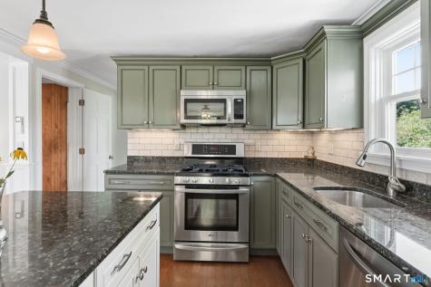 45 Biscayne Boulevard Old Lyme CT 06371
