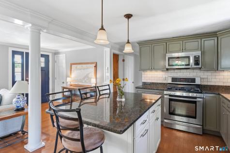 45 Biscayne Boulevard Old Lyme CT 06371