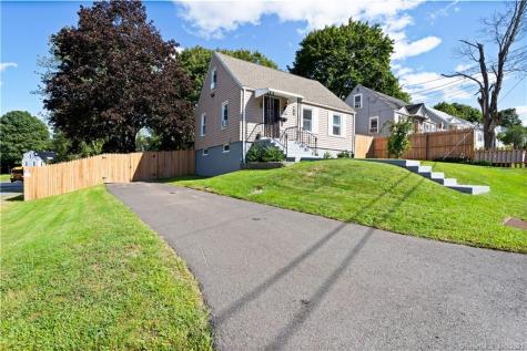 94 Macarthur Drive Waterbury CT 06704