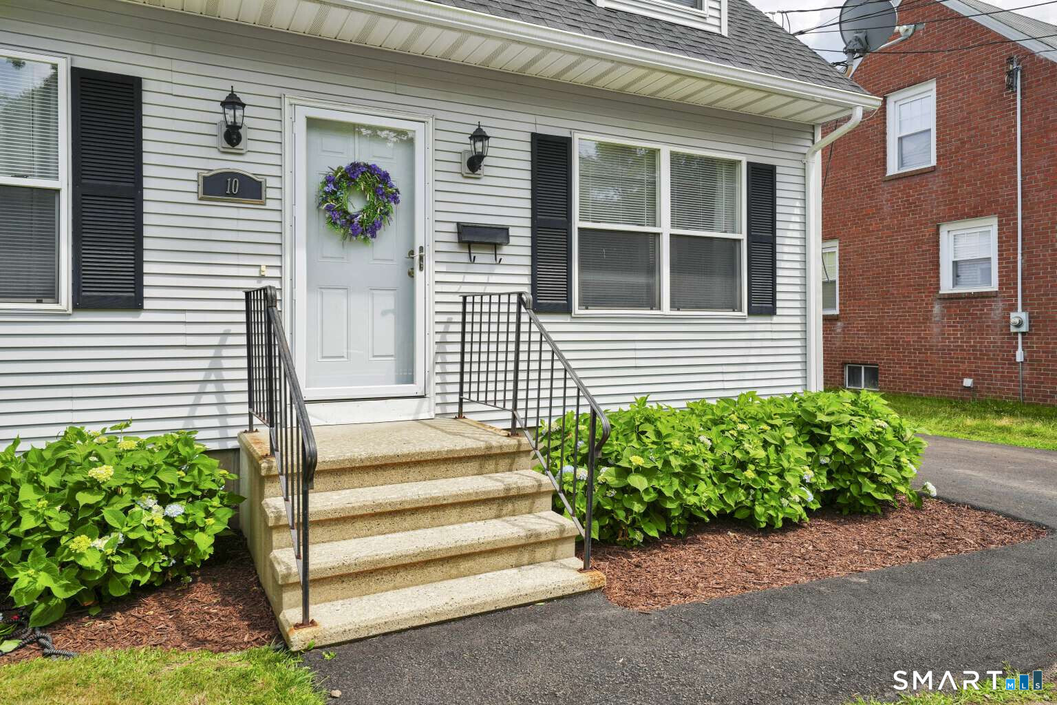 10 Summer Street Enfield CT 06082