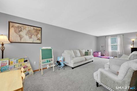10 Summer Street Enfield CT 06082