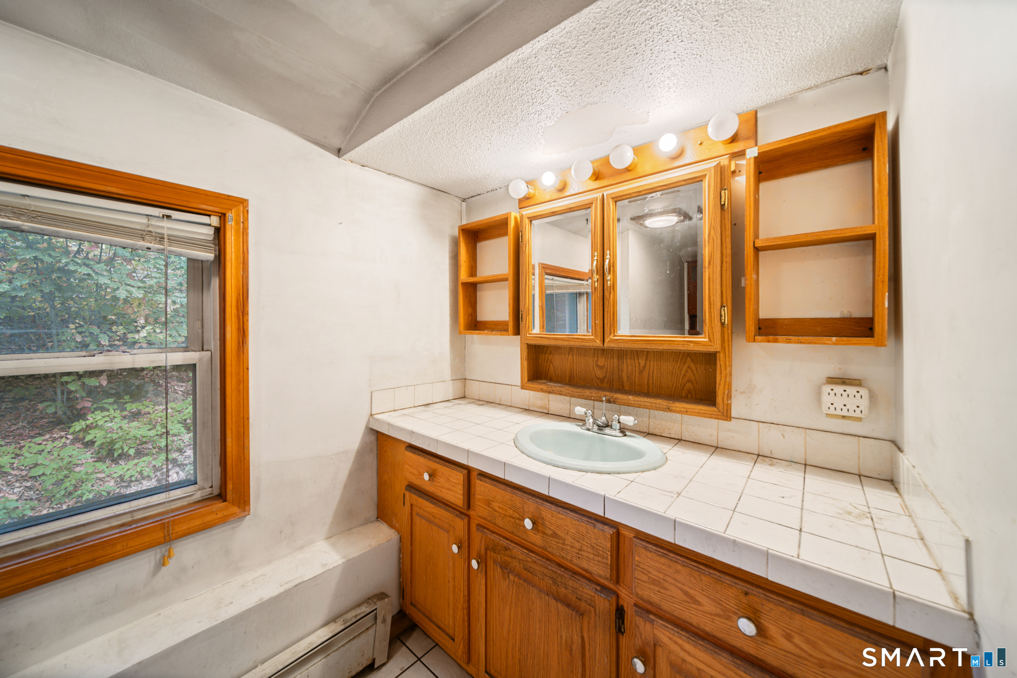 815 Cheyenne Road Watertown CT 06795