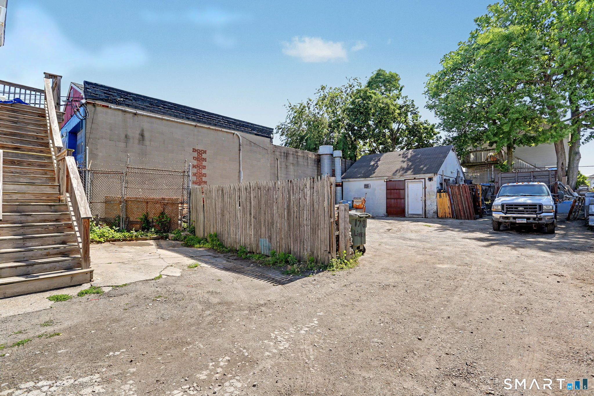 178 Linen Avenue Bridgeport CT 06604
