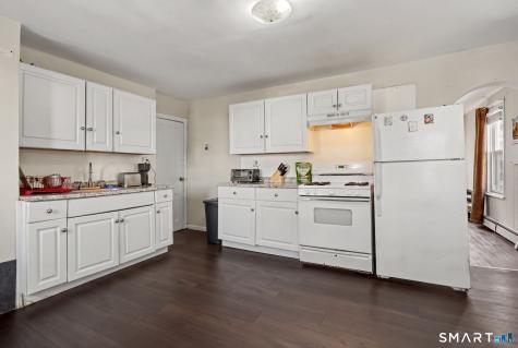 178 Linen Avenue Bridgeport CT 06604