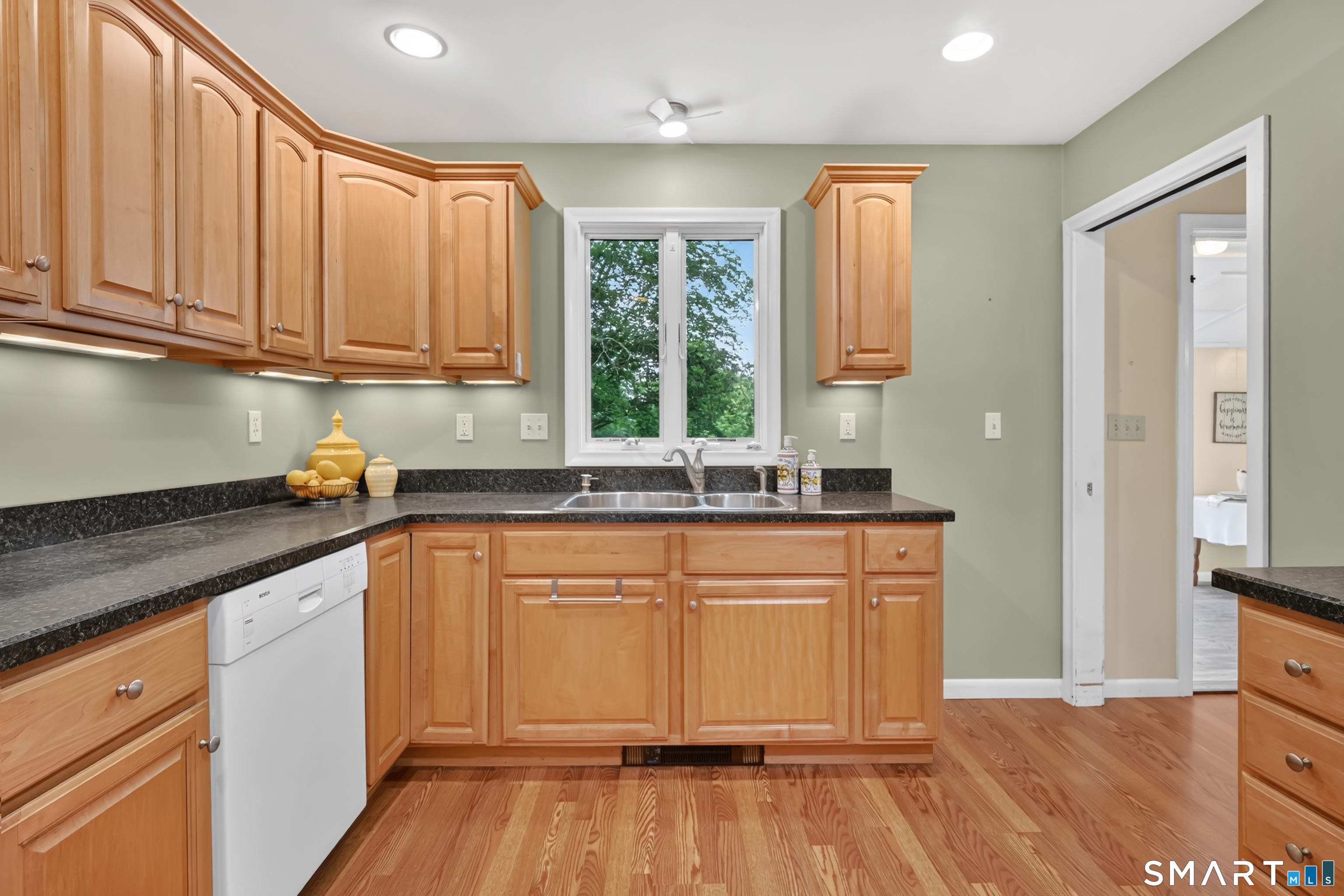 85 Ten Acre Road Middletown CT 06457