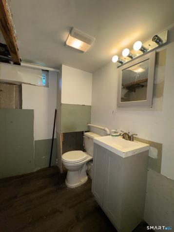 24 West Street Naugatuck CT 06770