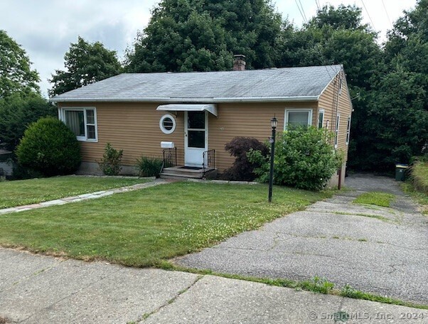 36 Lowell Avenue Waterbury CT 06708