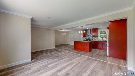 40 Union St Extension Enfield CT 06082