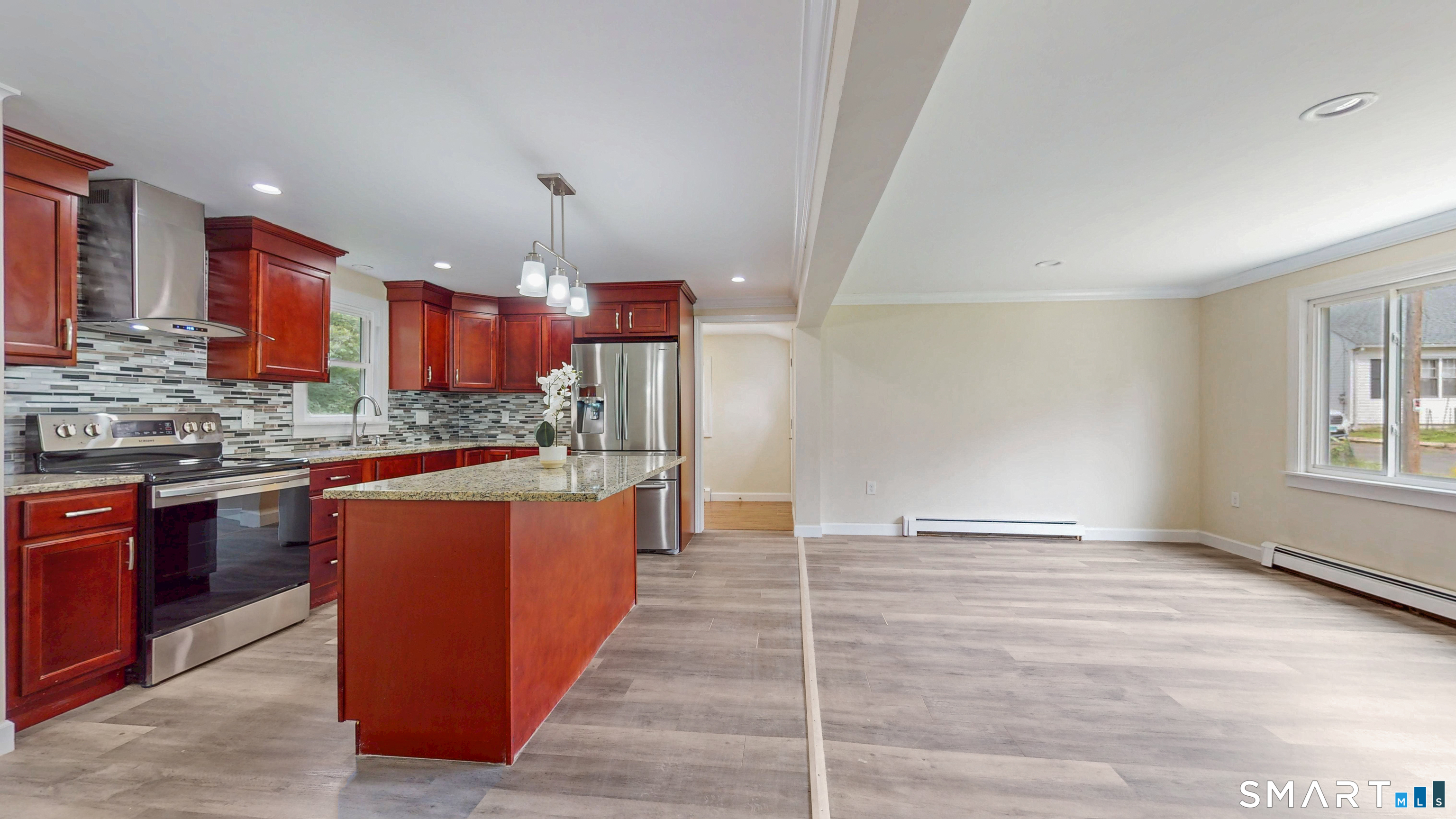 40 Union St Extension Enfield CT 06082