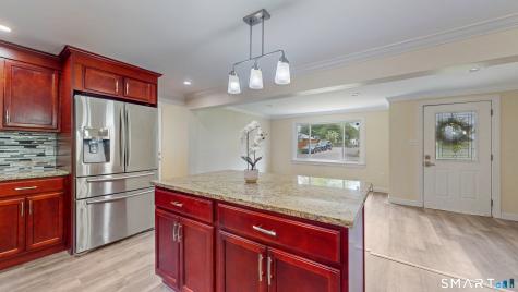40 Union St Extension Enfield CT 06082